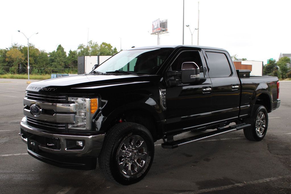 2017 Ford Super Duty F-250 SRW Lariat 4WD Crew Cab 6.75' Box - 23082969 - 1