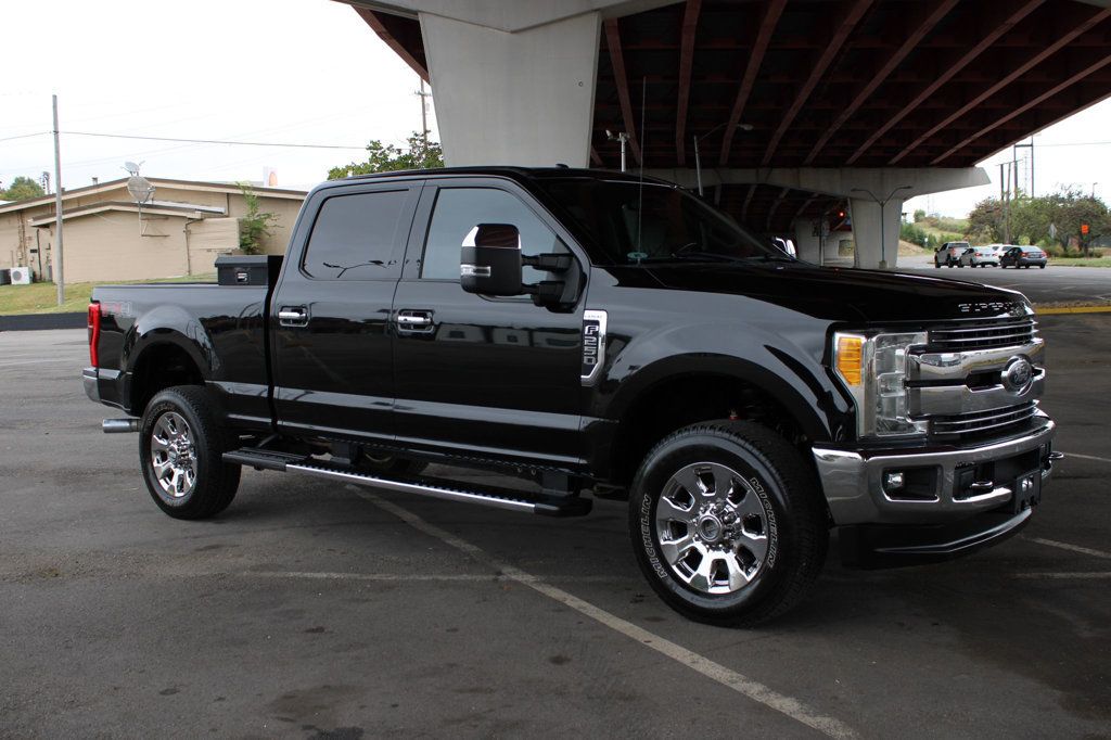 2017 Ford Super Duty F-250 SRW Lariat 4WD Crew Cab 6.75' Box - 23082969 - 3