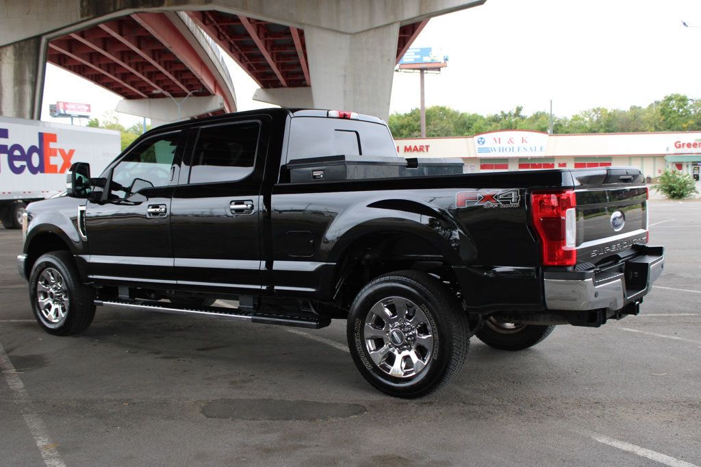 2017 Ford Super Duty F-250 SRW Lariat 4WD Crew Cab 6.75' Box - 23082969 - 7