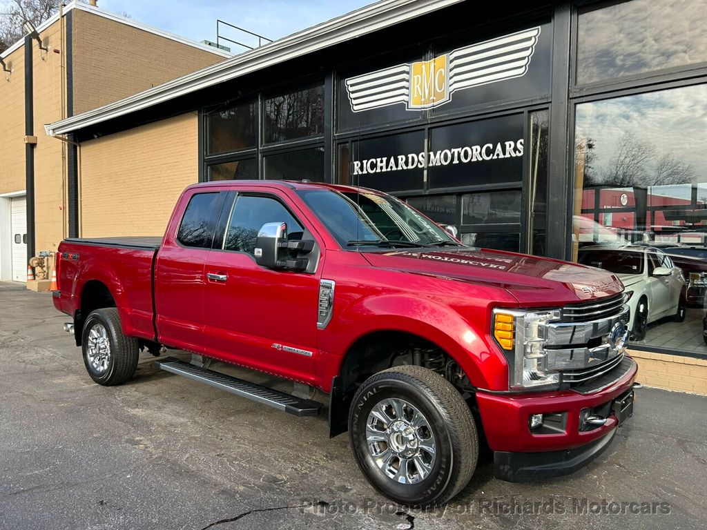イギリスSuperfast製　6番　FORD PICK-UP 1995 Ford F-250 HD SuperCab XLT Power Stroke 5-Speed for