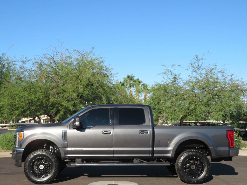 2017 Ford F-250 Lariat photo 2