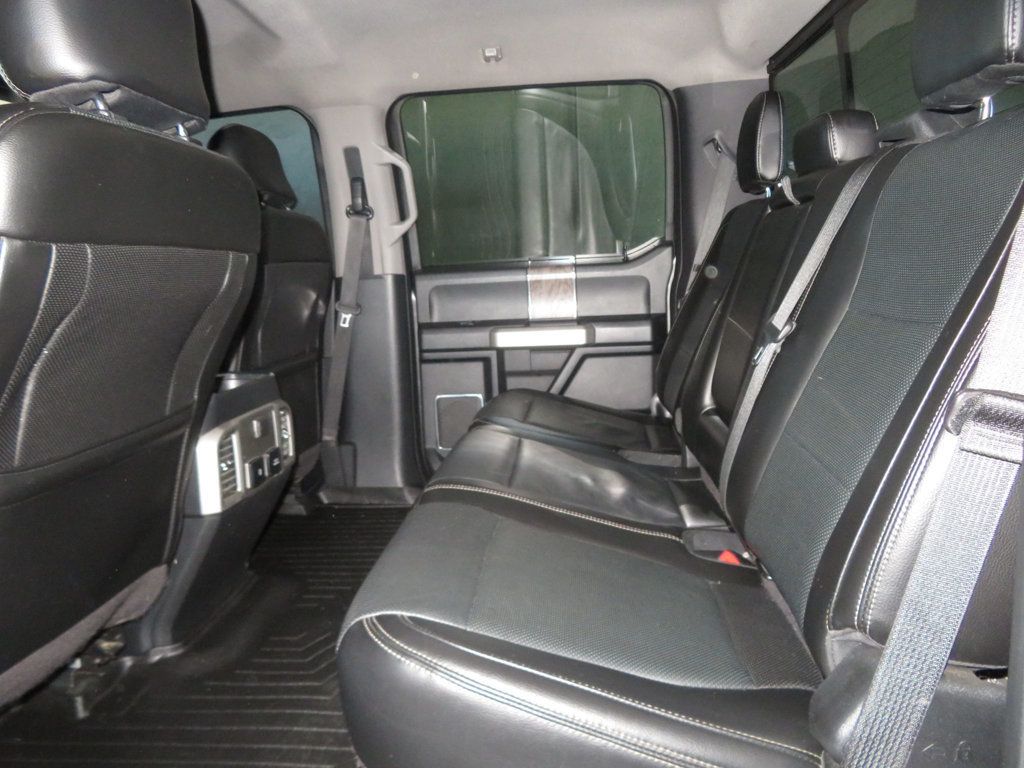 2017 Ford F-250 Lariat photo 22