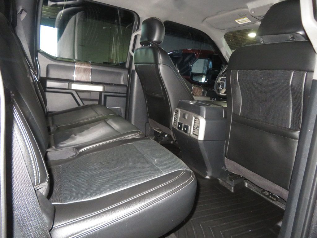 2017 Ford F-250 Lariat photo 29