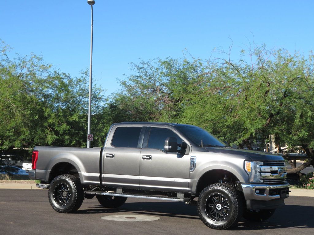 2017 Ford F-250 Lariat photo 4