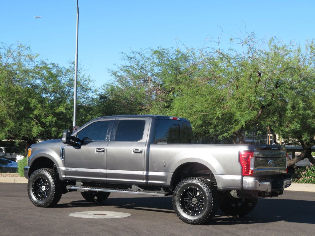 2017 Ford F-250 Lariat photo 5