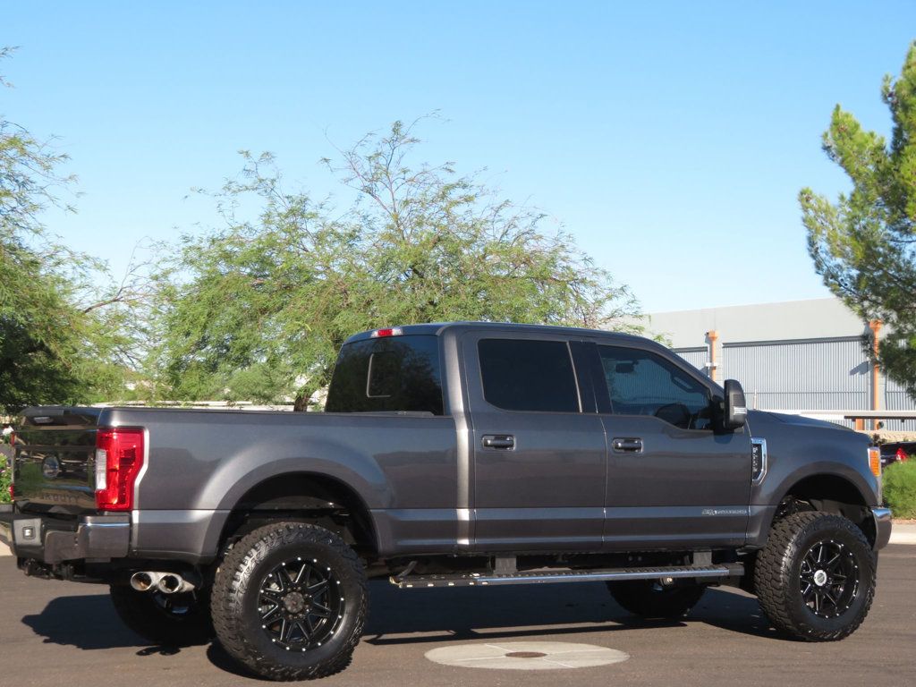 2017 Ford F-250 Lariat photo 6