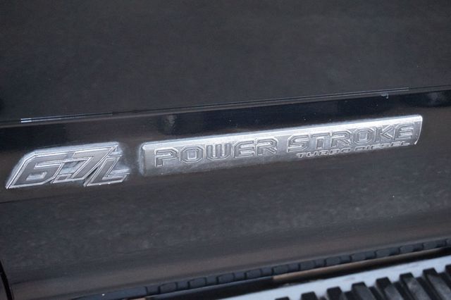 2017 Ford Super Duty F-250 SRW LARIAT, DIESEL, 4X4, PREMIUM WHEELS, ALL TERRAIN TIRES - 22961588 - 11