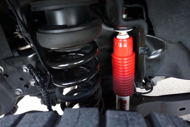 2017 Ford Super Duty F-250 SRW LARIAT, DIESEL, 4X4, PREMIUM WHEELS, ALL TERRAIN TIRES - 22961588 - 16