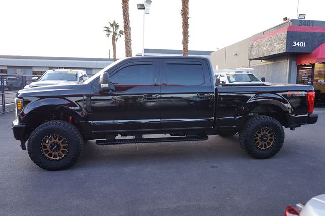 2017 Ford Super Duty F-250 SRW LARIAT, DIESEL, 4X4, PREMIUM WHEELS, ALL TERRAIN TIRES - 22961588 - 2