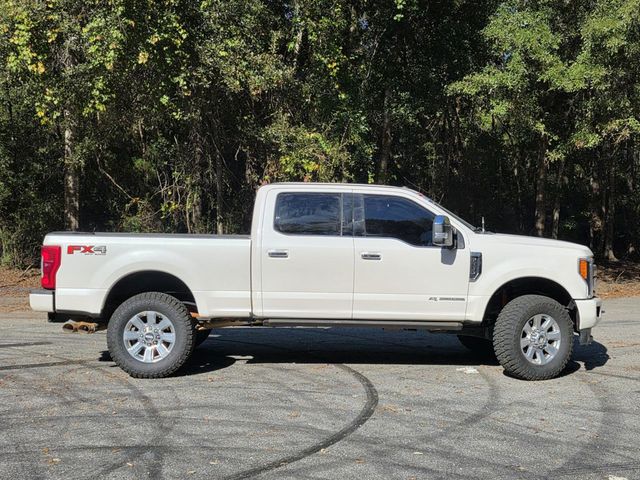 2017 Ford Super Duty F-250 SRW Platinum - 23089152 - 45