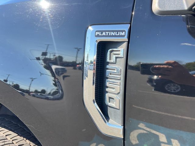 2017 Ford Super Duty F-250 SRW Platinum - 22625910 - 16