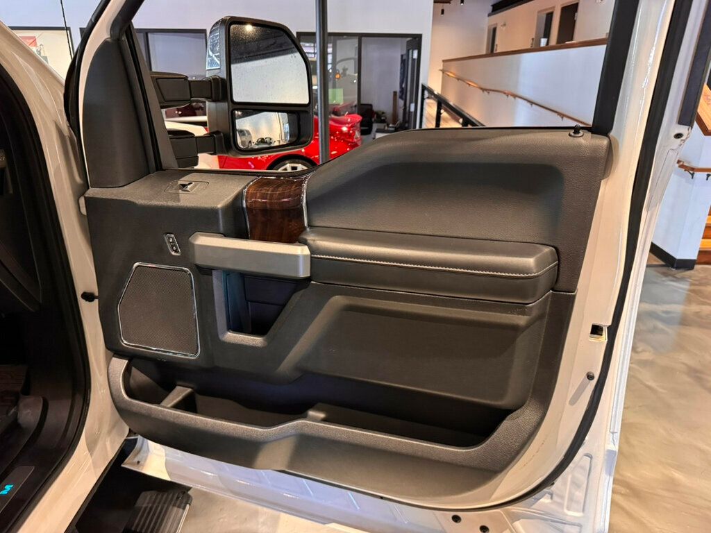 2017 Ford Super Duty F-250 SRW PlatinumUltimatePkg/PanoRoof/AdapCruise/FX4Pkg/Htd&CldMassageSts - 22951411 - 25