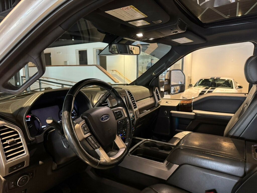 2017 Ford Super Duty F-250 SRW PlatinumUltimatePkg/PanoRoof/AdapCruise/FX4Pkg/Htd&CldMassageSts - 22951411 - 8