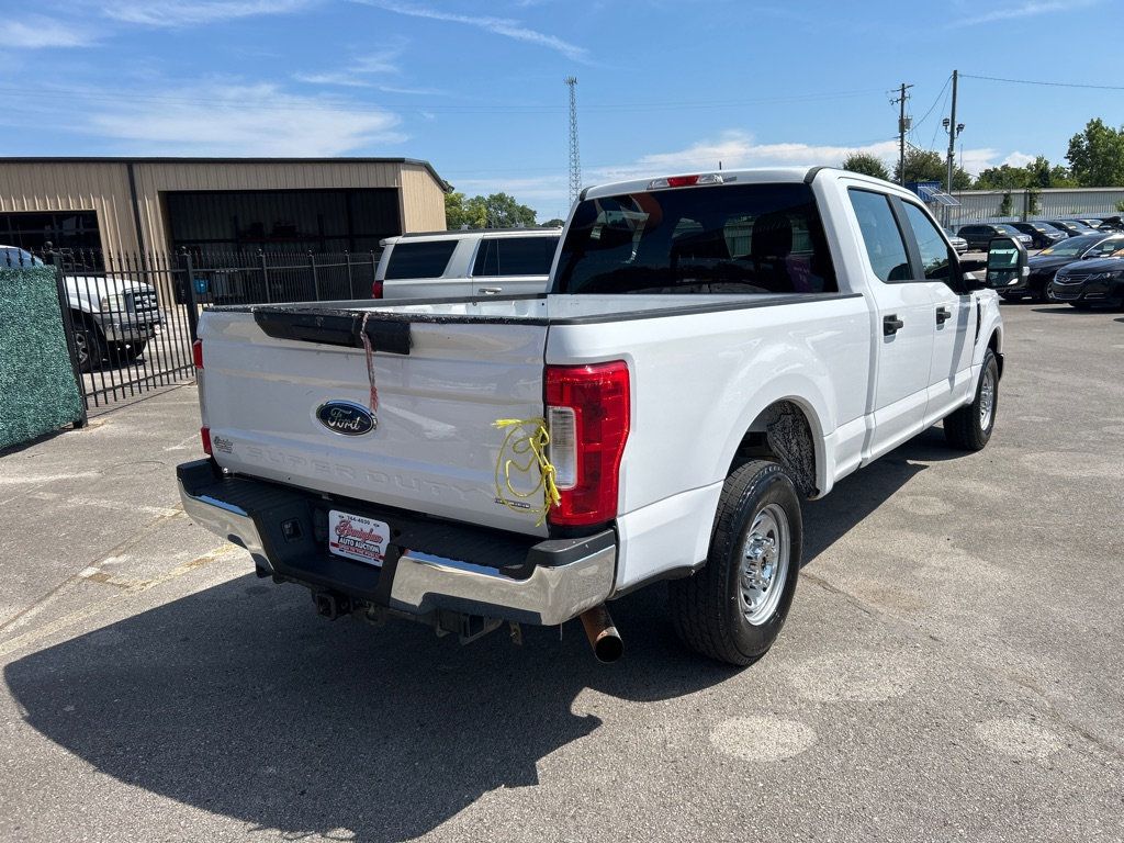 2017 Ford F-250 XL photo 2