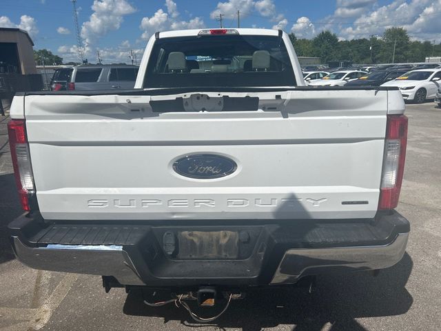 2017 Ford Super Duty F-250 SRW XL - 22845691 - 4