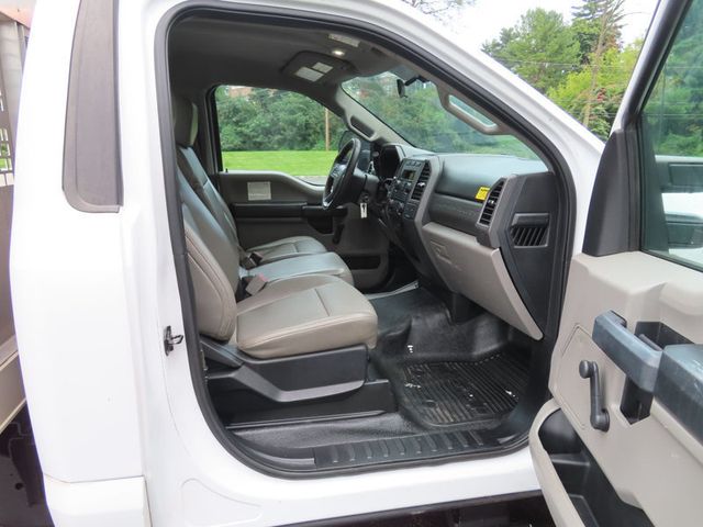 2017 Ford Super Duty F-250 SRW XL 2WD Reg Cab 8' Box - 23079151 - 24