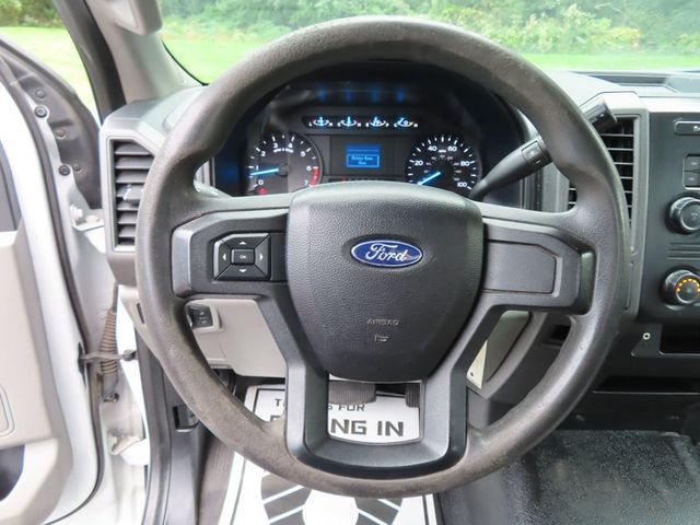 2017 Ford Super Duty F-250 SRW XL 2WD Reg Cab 8' Box - 23079151 - 28