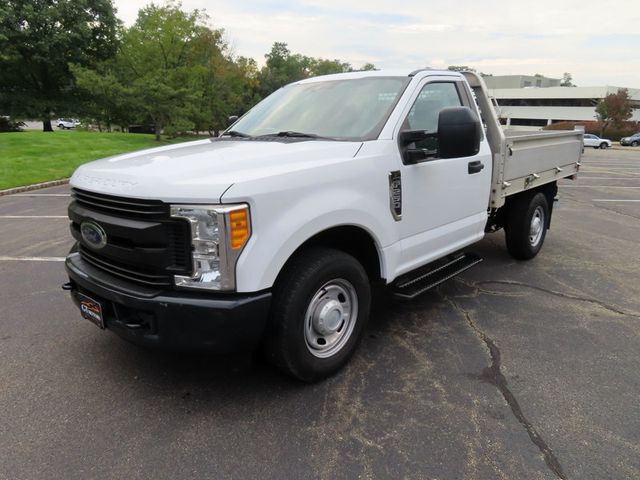 2017 Ford Super Duty F-250 SRW XL 2WD Reg Cab 8' Box - 23079151 - 3