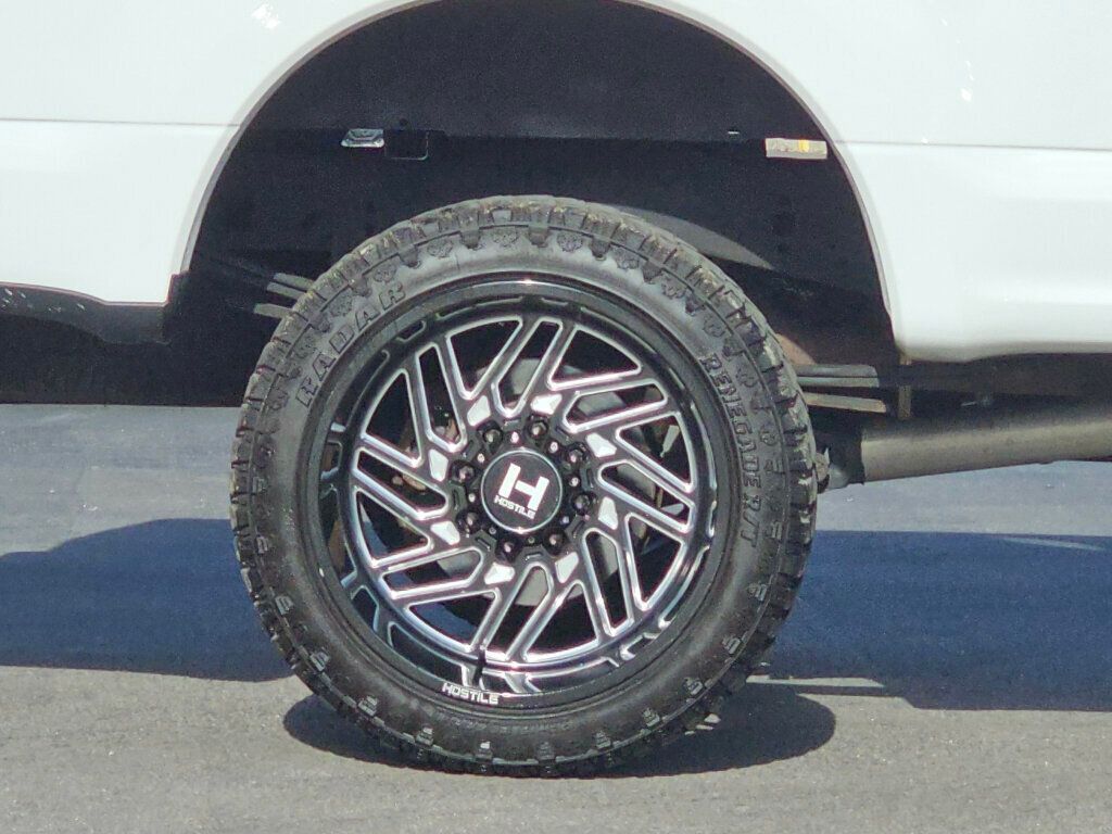 2017 Ford Super Duty F-250 SRW XL 4WD Crew Cab 6.75' Box - 22946200 - 24