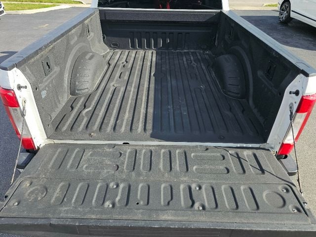 2017 Ford Super Duty F-250 SRW XL 4WD Crew Cab 6.75' Box - 22946200 - 26