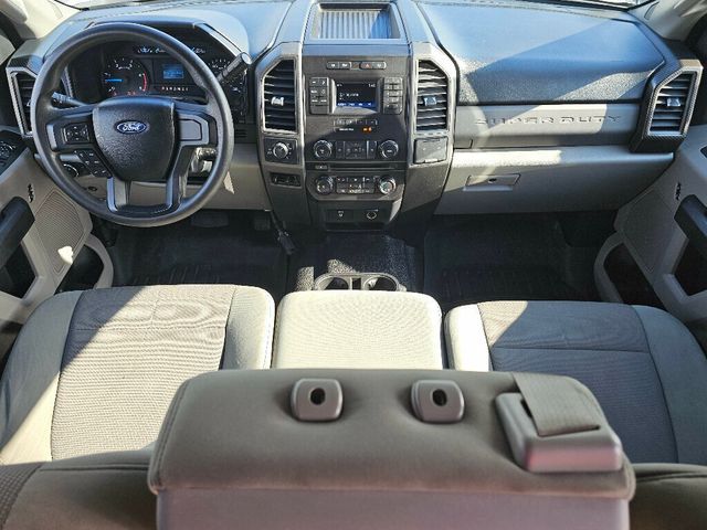 2017 Ford Super Duty F-250 SRW XL 4WD Crew Cab 8' Box - 22946200 - 1