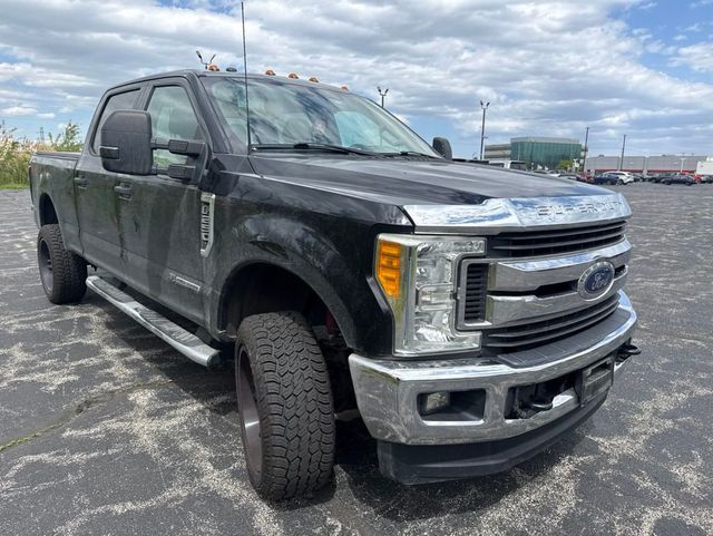 2017 Ford Super Duty F-250 SRW XLT - 23025572 - 9