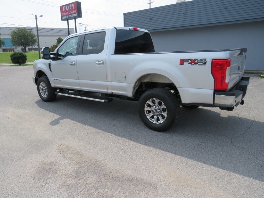 2017 Ford Super Duty F-250 SRW XLT 4WD Crew Cab 6.75' Box - 22465931 - 4