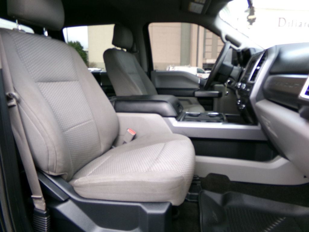 2017 Ford Super Duty F-250 SRW XLT 4WD Crew Cab 6.75' Box - 22948605 - 14