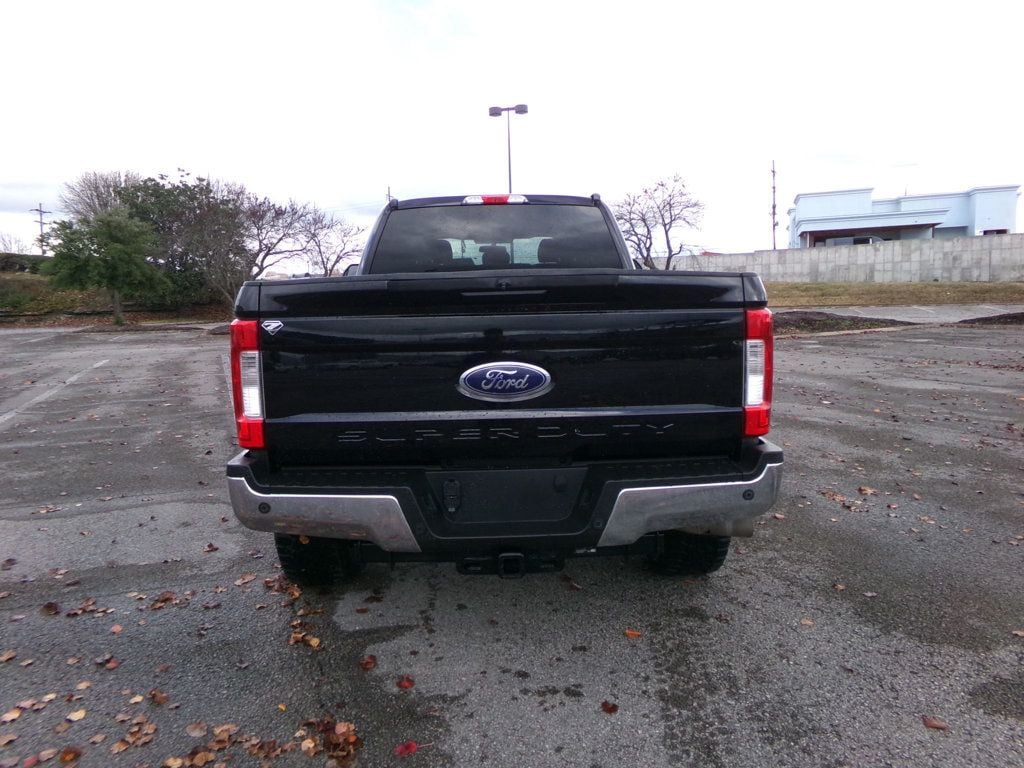 2017 Ford Super Duty F-250 SRW XLT 4WD Crew Cab 6.75' Box - 22948605 - 6