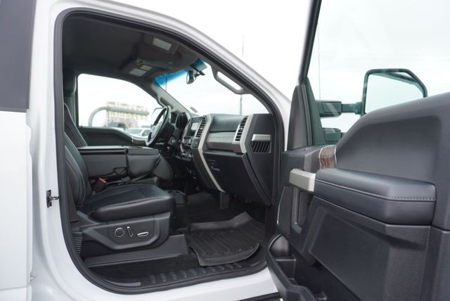 2017 Ford SUPER DUTY F-350 LARIAT - 22985027 - 24