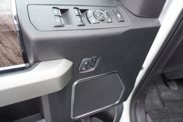 2017 Ford SUPER DUTY F-350 LARIAT - 22985027 - 28