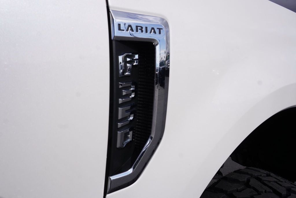 2017 Ford SUPER DUTY F-350 LARIAT - 22985170 - 18
