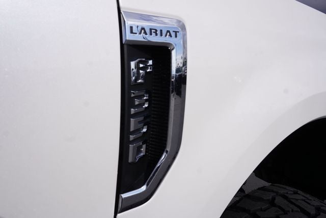 2017 Ford SUPER DUTY F-350 LARIAT - 22985170 - 18