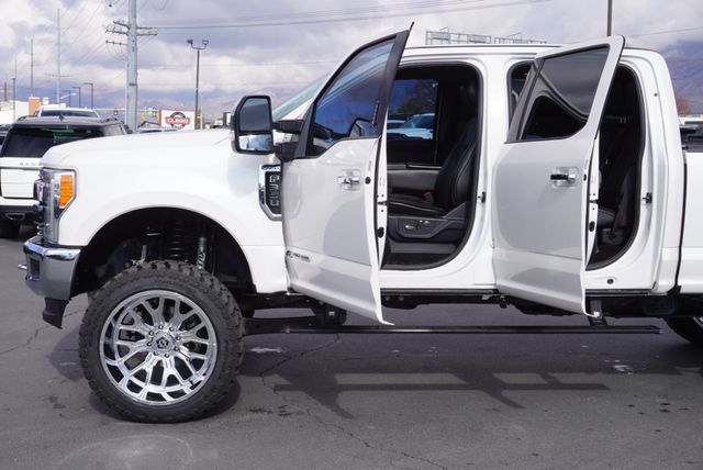 2017 Ford SUPER DUTY F-350 LARIAT - 22985170 - 23