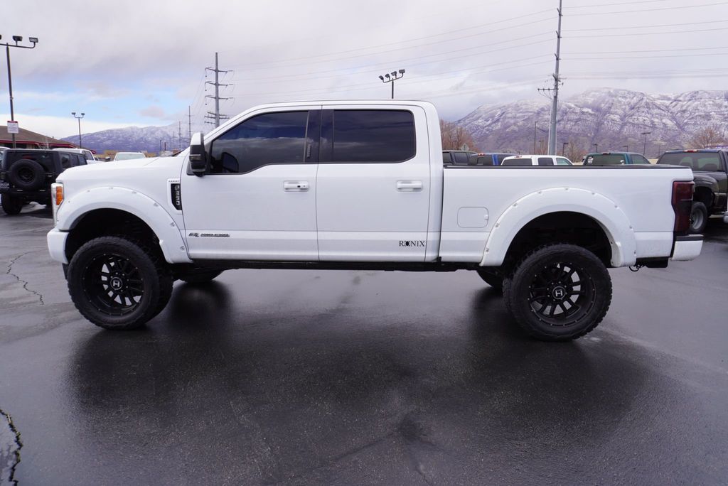 2017 Ford SUPER DUTY F-350 LARIAT - 22986513 - 1