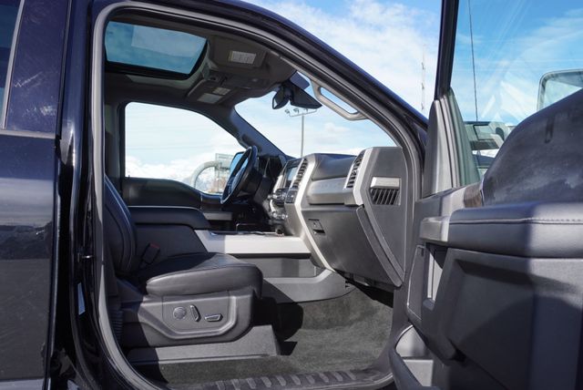 2017 Ford SUPER DUTY F-350 LARIAT - 22988269 - 22