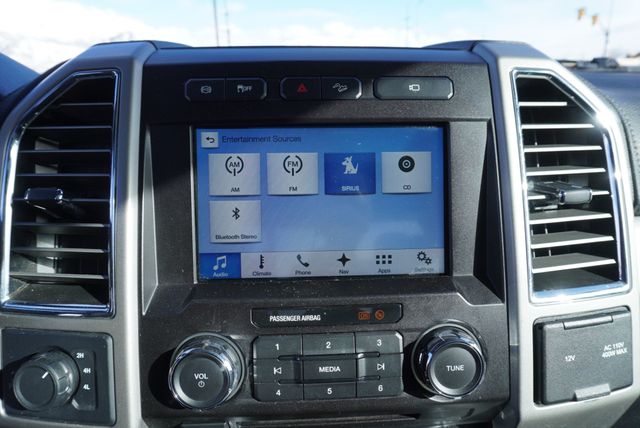 2017 Ford SUPER DUTY F-350 LARIAT - 22988269 - 32