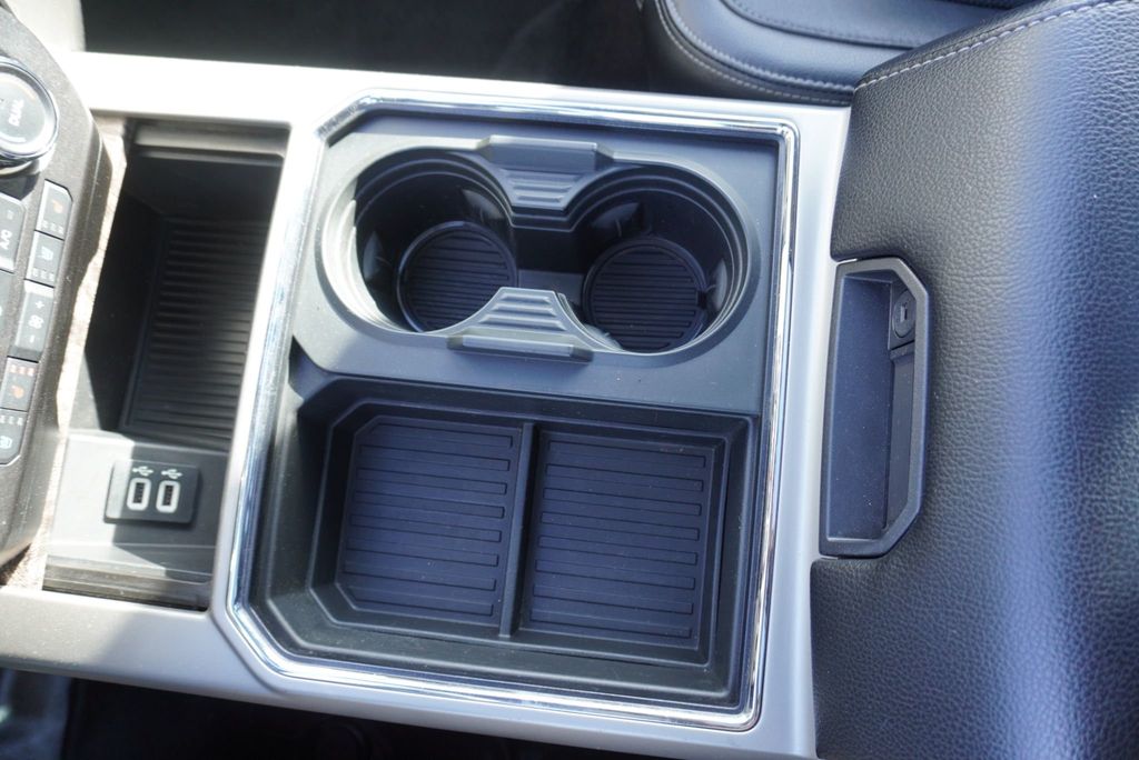 2017 Ford SUPER DUTY F-350 LARIAT - 22988269 - 40