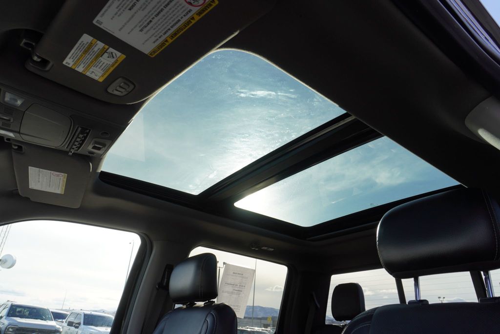 2017 Ford SUPER DUTY F-350 LARIAT - 22988269 - 43