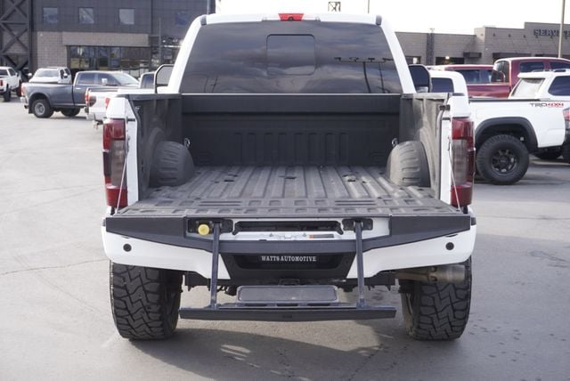 2017 Ford SUPER DUTY F-350 LARIAT - 22988443 - 10
