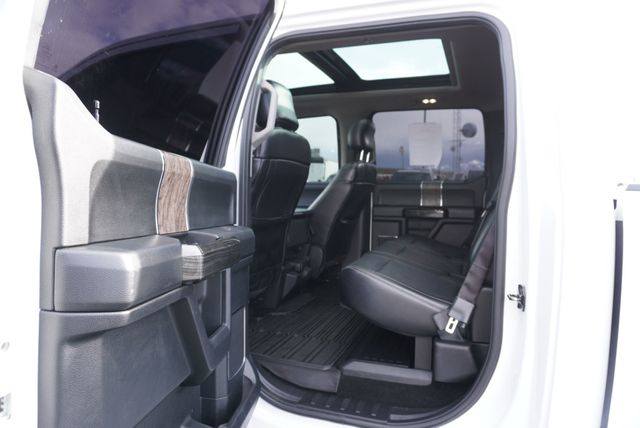 2017 Ford SUPER DUTY F-350 LARIAT - 22988443 - 22