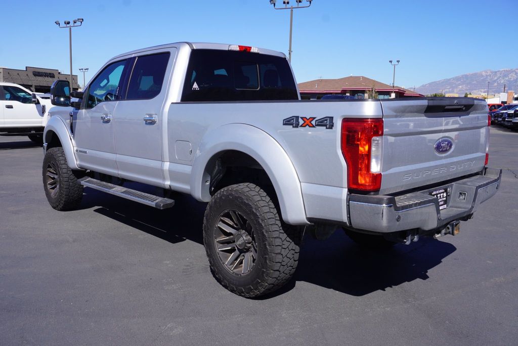 2017 Ford SUPER DUTY F-350 LARIAT - 23089269 - 2