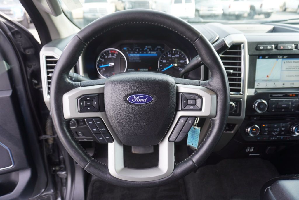 2017 Ford SUPER DUTY F-350 LARIAT FX4 - 22975562 - 31