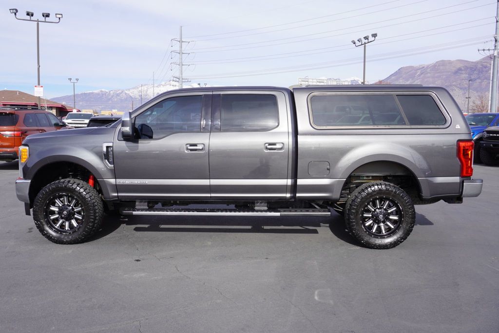 2017 Ford SUPER DUTY F-350 LARIAT FX4 - 22975562 - 6