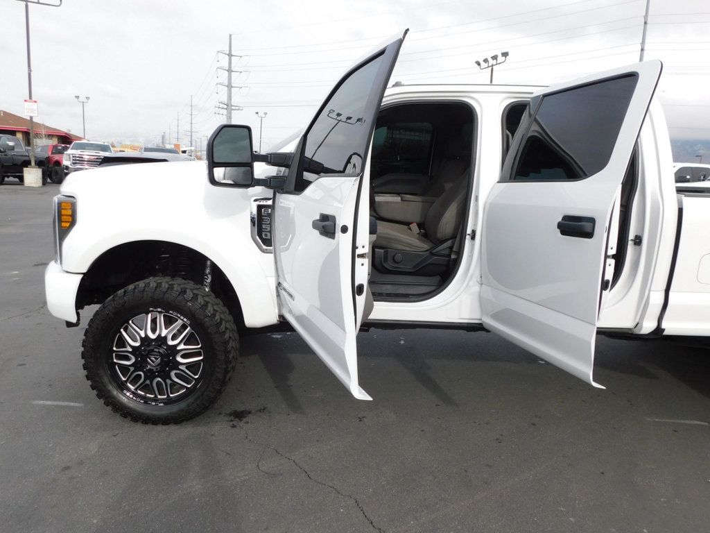 2017 Ford SUPER DUTY F-350 XLT - 22736692 - 19