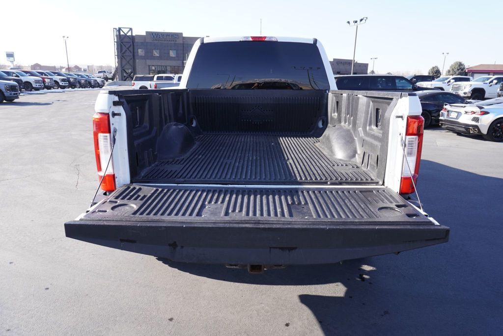 2017 Ford SUPER DUTY F-350 XLT - 22763303 - 10