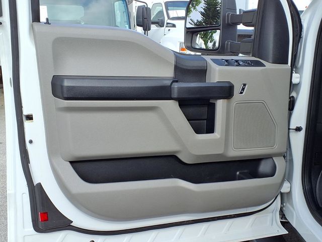 2017 Ford Super Duty F-350 DRW Cab-Chassis 8' Utility Truck w/Crane (5000lb) - 23002341 - 14