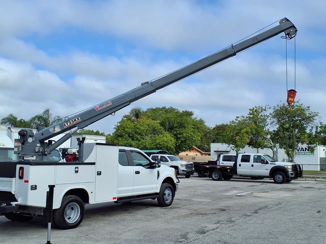 2017 Ford Super Duty F-350 DRW Cab-Chassis 8' Utility Truck w/Crane (5000lb) - 23002341 - 19