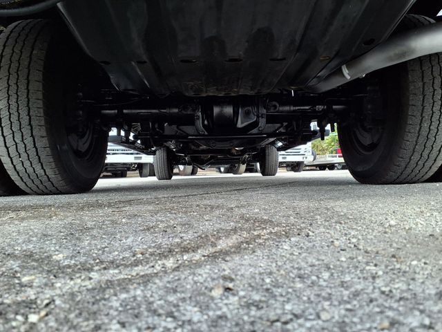 2017 Ford Super Duty F-350 DRW Cab-Chassis 8' Utility Truck w/Crane (5000lb) - 23002341 - 26