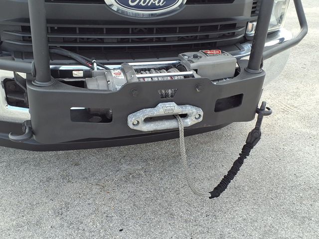 2017 Ford Super Duty F-350 DRW Cab-Chassis 8' Utility Truck w/Crane (5000lb) - 23002341 - 28